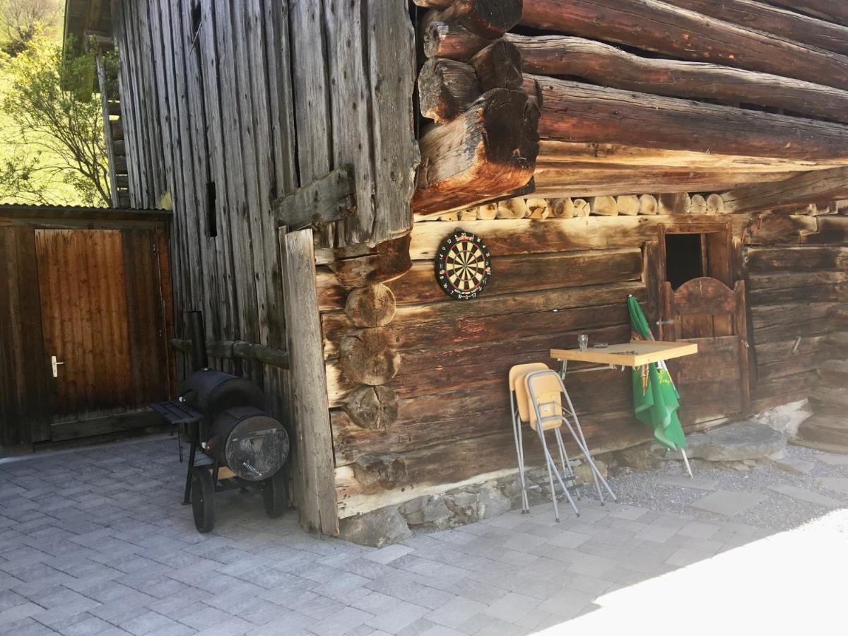 Ferienwohnung Uf Z'Enisch Klosters Esterno foto