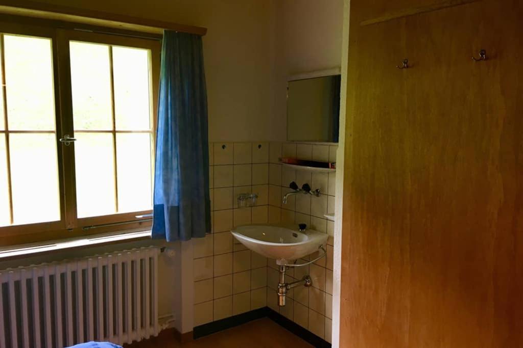 Ferienwohnung Uf Z'Enisch Klosters Esterno foto