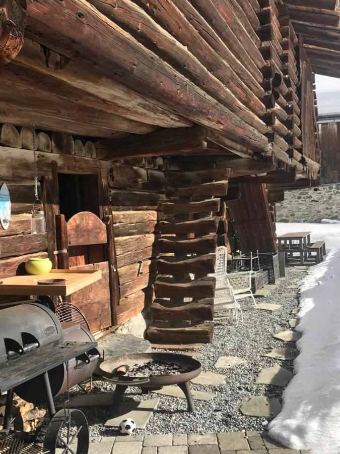 Ferienwohnung Uf Z'Enisch Klosters Esterno foto