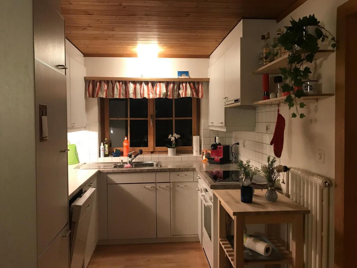 Ferienwohnung Uf Z'Enisch Klosters Esterno foto